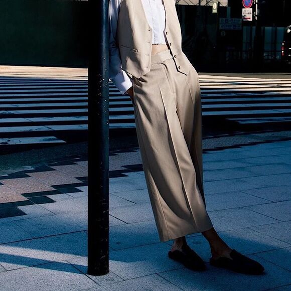 Zara Pants - ZARA Pants Wide Leg Culottes Size S • BLOGGER FAVORITE • NEW WITH TAGS •